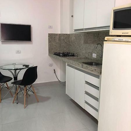 Ferienwohnung Apartamento Pertinho Da Uem/Novo Centro Maringá Exterior foto